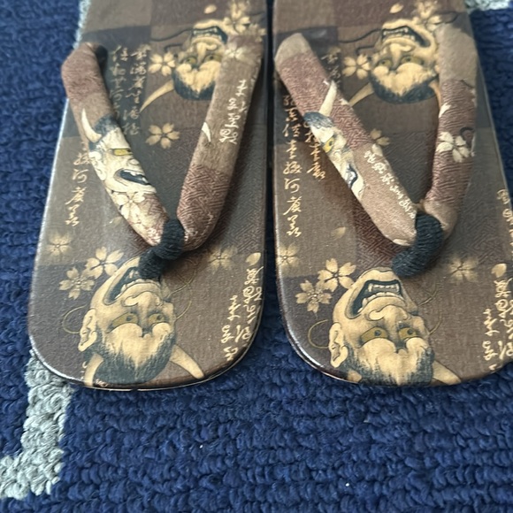 Authentic Japanese slippers from Japan - Picture 2 of 5